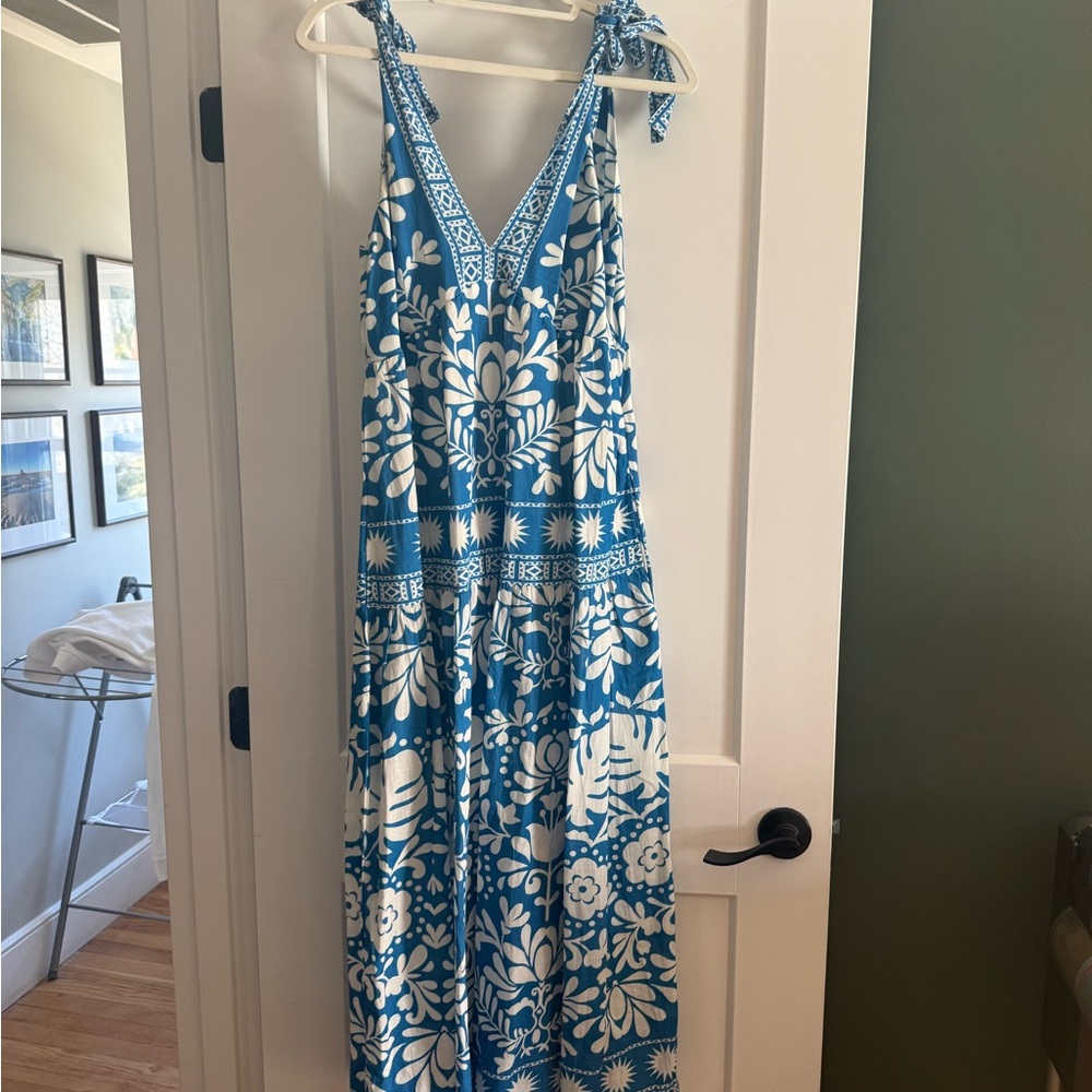 SAYLOR Blue and White Geometric Maxi Dress